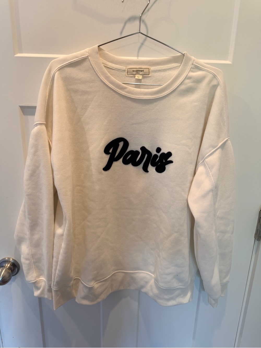 No Comment NY LA Paris Sweatshirt Womens Large Cream Black Fleece Pullover